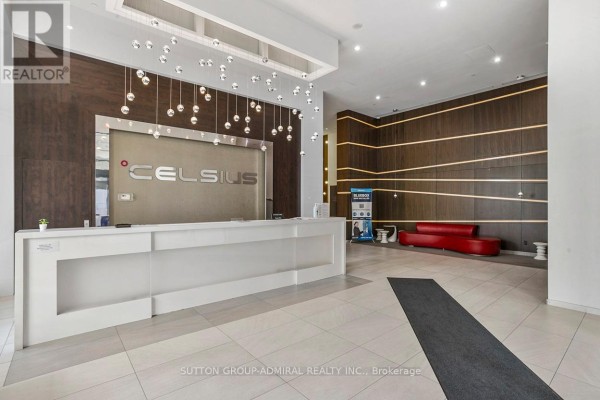 Ph09 - 68 Canterbury Place, Toronto, ON, photo 3