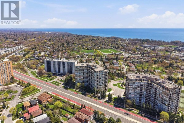 Ph1 - 20 Guildwood Parkway, Toronto, ON, photo 2