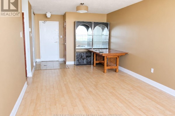 Bedroom 2 - Ph10 - 2050 Bridletowne Circle, Toronto, ON M1W2V5 Photo 5