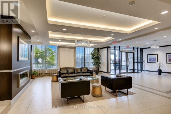 Living room - Ph11 - 1070 Sheppard Avenue W, Toronto, ON M3J0G8 Photo 2