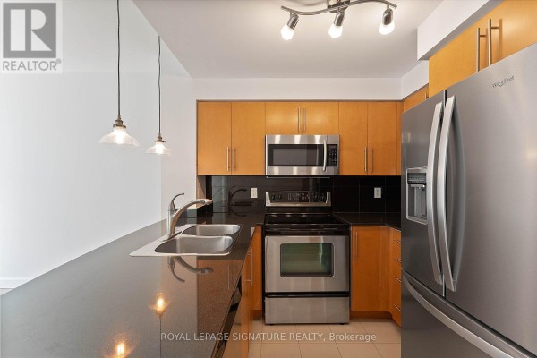 Den - Ph11 - 18 Yonge Street, Toronto, ON M5E1Z8 Photo 5