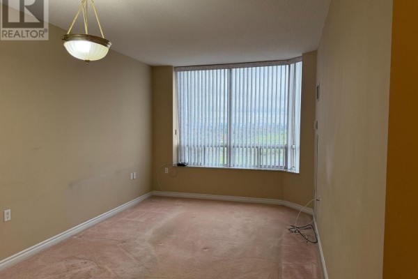 Kitchen - Ph11 - 3088 Kennedy Road, Toronto, ON M1V5M4 Photo 3