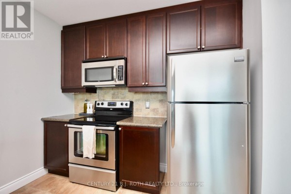 Ph11 - 37 Ellen Street, Barrie, ON L4N6G2 Photo 5