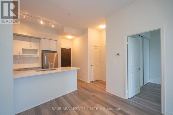 Den - Ph11 - 39 Annie Craig Drive, Toronto, ON M8V0C5 Photo 5