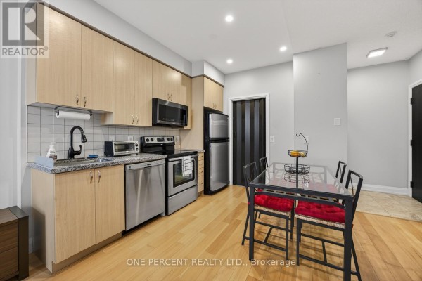 Ph11 - 55 De Boers Drive, Toronto, ON M3J0G5 Photo 4