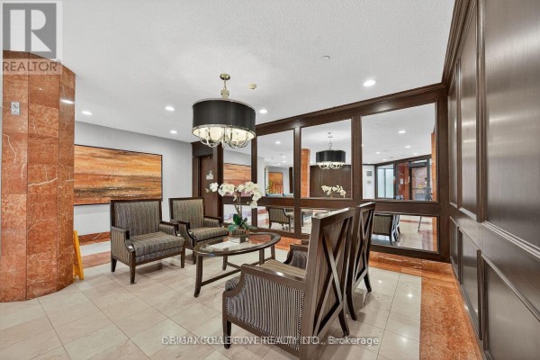 Eating area - Ph111 - 1101 Steeles Avenue W, Toronto, ON M2R3W5 Photo 4