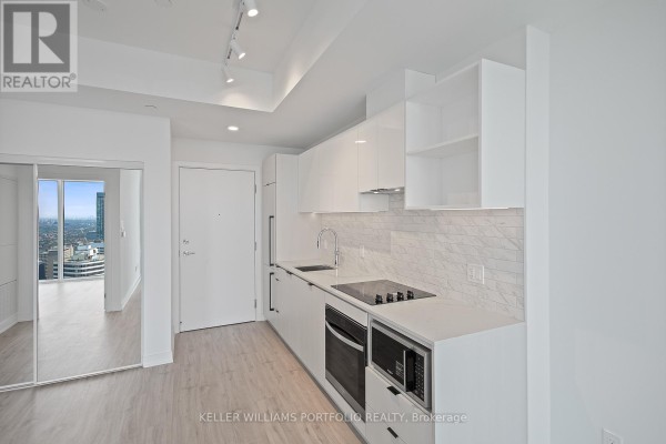 Ph16 - 252 Church Street, Toronto, ON M5B0E6 Photo 5