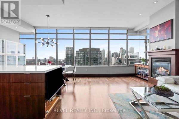 Kitchen - Ph2 - 281 Mutual Street, Toronto, ON M4Y3C4 Photo 3
