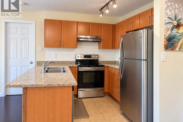 Ph2 1205 N Fifth Avenue Avenue, New Westminster, BC V3M1Y9 Photo 3