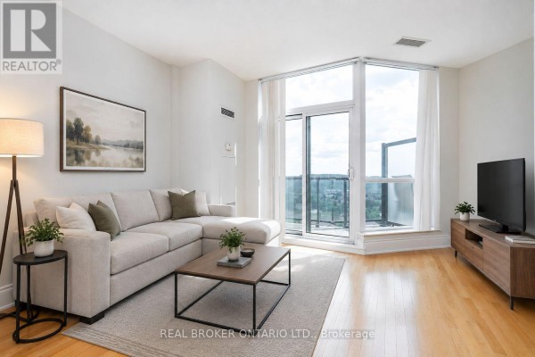 Ph208 - 18 Harding Boulevard, Richmond Hill, ON L4C0T3 Photo 5
