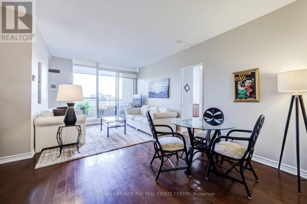 Primary Bedroom - Ph22 - 32 Clarissa Drive, Richmond Hill, ON L4C9R7 Photo 5