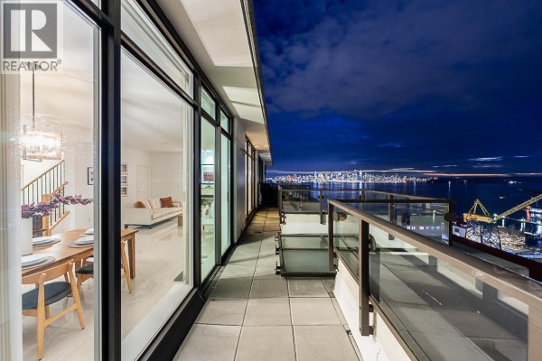 Ph3 162 Victory Ship Way, North Vancouver, BC V7L0B4 Photo 2