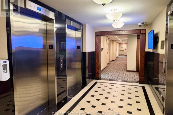 Laundry room - Ph304 - 101 Subway Crescent, Toronto, ON M9B6K4 Photo 4