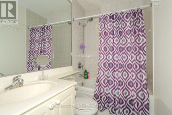 Ph305- Roomb - 18 Lee Centre Drive, Toronto, ON M1H3H5 Photo 5