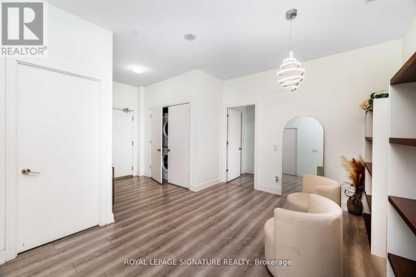 Den - Ph4 - 4011 Brickstone Mews, Mississauga, ON L5B0G3 Photo 2