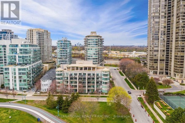 Ph502 - 80 Palace Pier Court, Toronto, ON, photo 2