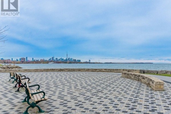 Ph502 - 80 Palace Pier Court, Toronto, ON, photo 3