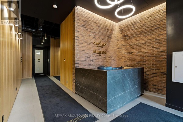 Ph618 - 899 College Street, Toronto, ON, photo 3