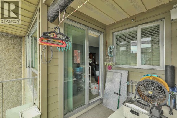 Ph7 5388 Grimmer Street, Burnaby, BC V5H0B9 Photo 4