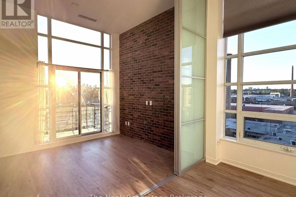 Living room - Ph712 - 88 Colgate Avenue, Toronto, ON M4M0A6 Photo 2