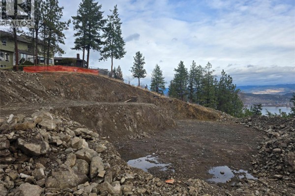 Proposed Lot A 930 Pinewood Place Lot# Prop.lot A, West Kelowna, BC V1Z3G7 Photo 5
