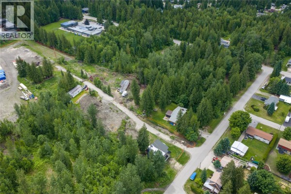 Proposed Lot B Arrow Drive, Revelstoke, BC V0E2S1 Photo 3