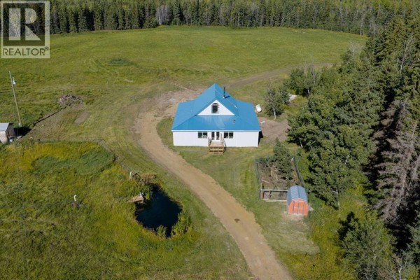 Bedroom - Pt. Of Sw-2376-6-w6 677 Highway, Woking, AB T0H3G0 Photo 3