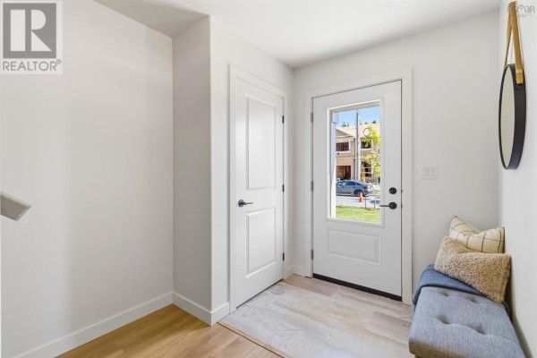 Living room - Pun-68b 170 Puncheon Way, Bedford, NS B4B2K9 Photo 4
