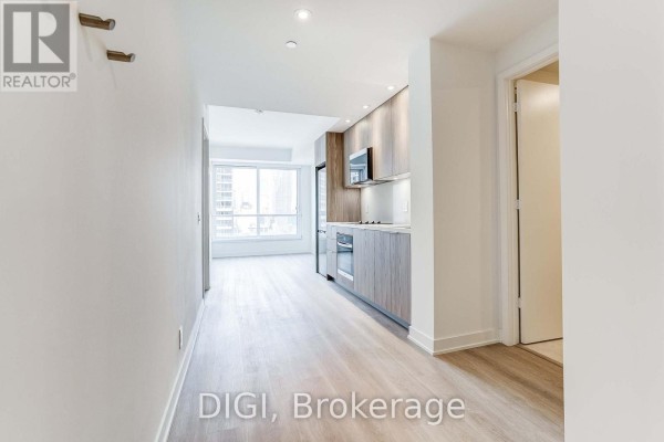 Q1215 - 120 Ontario Street, Toronto