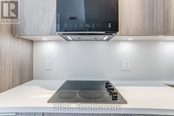 Den - Q1215 - 120 Ontario Street, Toronto, ON M5A1C4 Photo 5