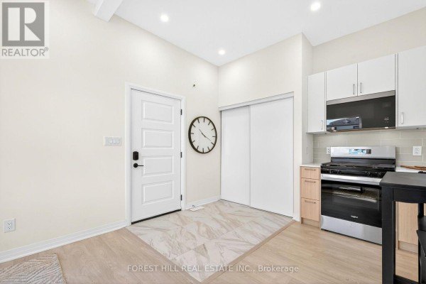 R - Garden - 42 Chatfield Drive, Toronto, ON M3H3M1 Photo 5