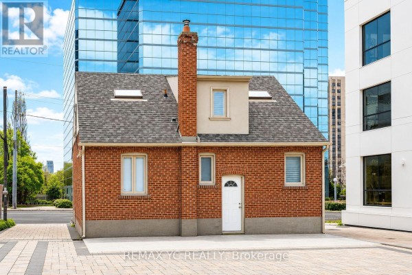 R2 - 99 Sheppard Avenue E, Toronto, ON M2N3A3 Photo 4