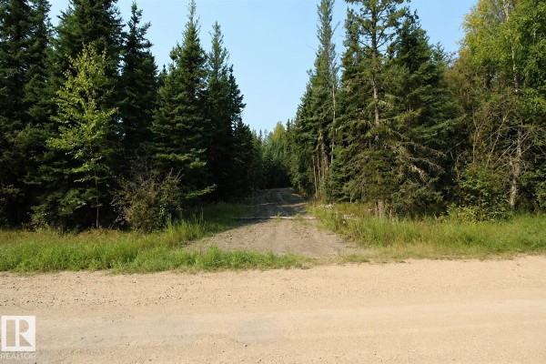 Range Road 75, Rural Lac Ste  Anne County, AB T0E1N0 Photo 5