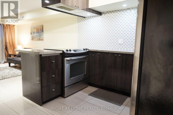 Rear - 1547 Kingston Road, Toronto, ON M1N1R9 Photo 5
