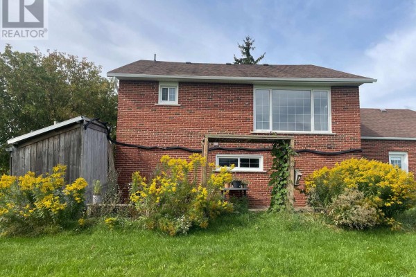 Bedroom - Residence Primary Unit/b - 20215 Woodbine Avenue, East Gwillimbury, ON L0G1R0 Photo 4