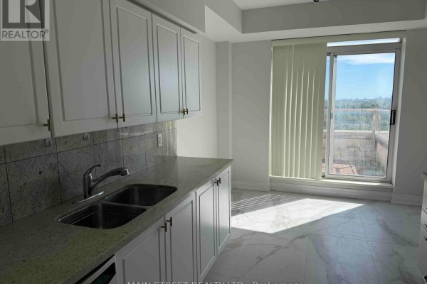 Rg3 - 2 Clairtrell Road, Toronto, ON, photo 3