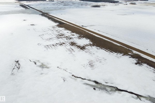 Rge Rd 261 Twp Rd 570, Rural Sturgeon County, AB T8R1P5 Photo 5
