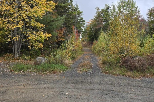 Riverview Drive, Bridgewater, NS, photo 2