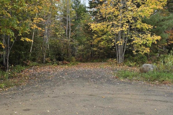Riverview Drive, Bridgewater, NS, photo 3