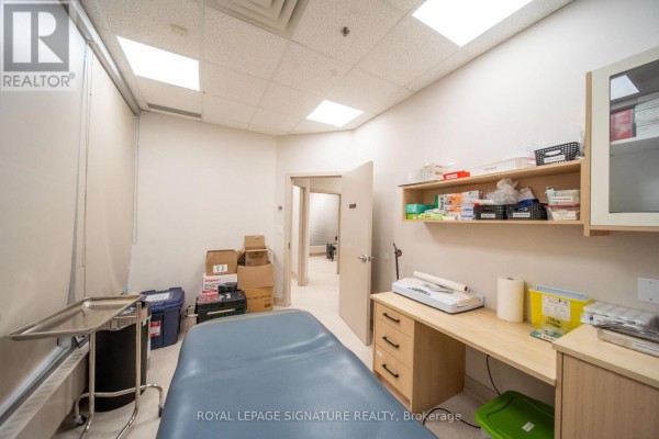 Rm1-4 106 - 55 Town Centre Court, Toronto, ON M1P4X4 Photo 5