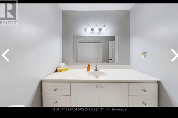 Room 1 - 3 Collins Crescent, Brampton, ON L6V3M9 Photo 5