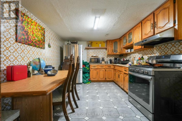 Room #1 & #2 - 674 Abana Road, Mississauga, ON, photo 3