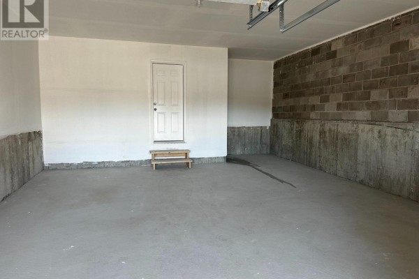 Room 2 - 15685 Airport Road, Caledon, ON L7C1K2 Photo 5