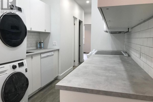Room 2 - 344 Bartlett Avenue N, Toronto, ON, photo 2