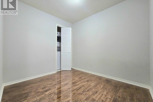 Living room - Room 3 - #314 - 684 Warden Avenue, Toronto, ON M1L4W4 Photo 2