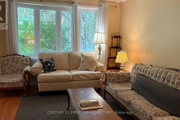 Room 3 - 460 Castlegrove Boulevard, London North, ON, photo 2