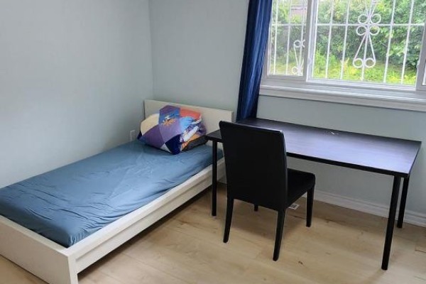 Room1 - 45 Pineway Boulevard, Toronto, ON M2H1A5 Photo 4