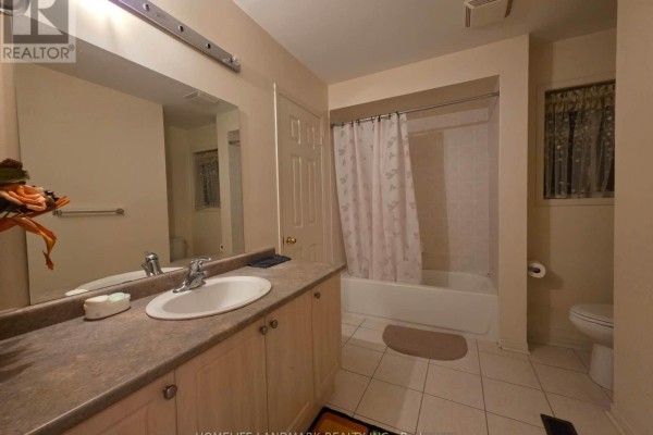 Rooms - 22 Maffey Crescent, Richmond Hill, ON L4S0A7 Photo 5