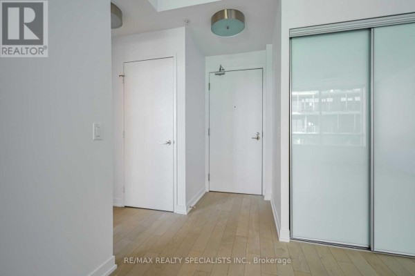Living room - S219 - 455 Front Street E, Toronto, ON M5A0G2 Photo 2