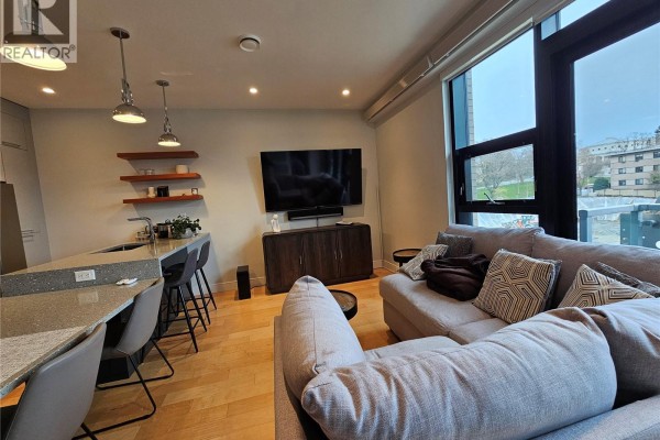 Ensuite - S312 1411 Cook St, Victoria, BC V8V0E8 Photo 5